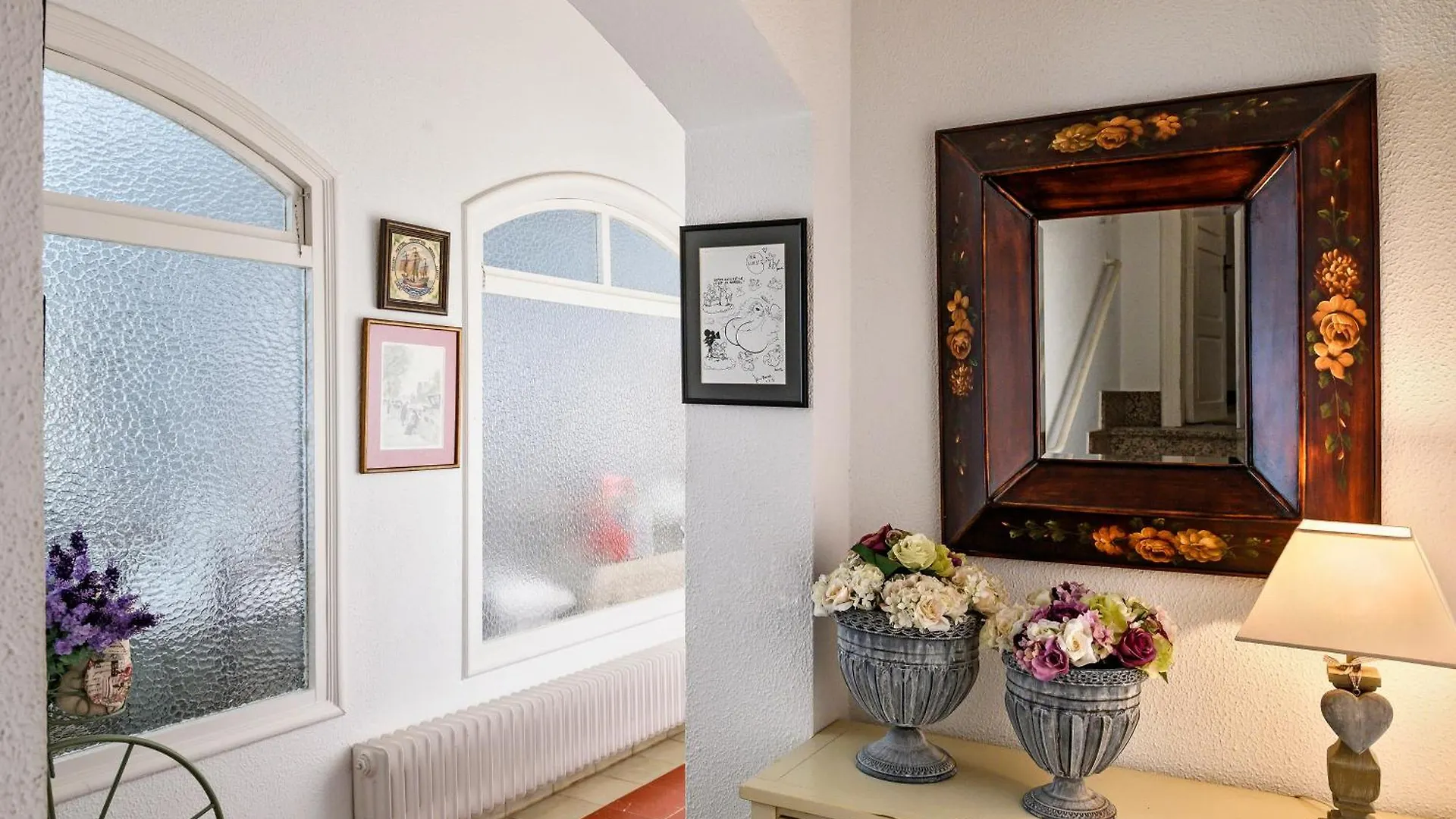 **  Hotel La Goleta Llança Spagna